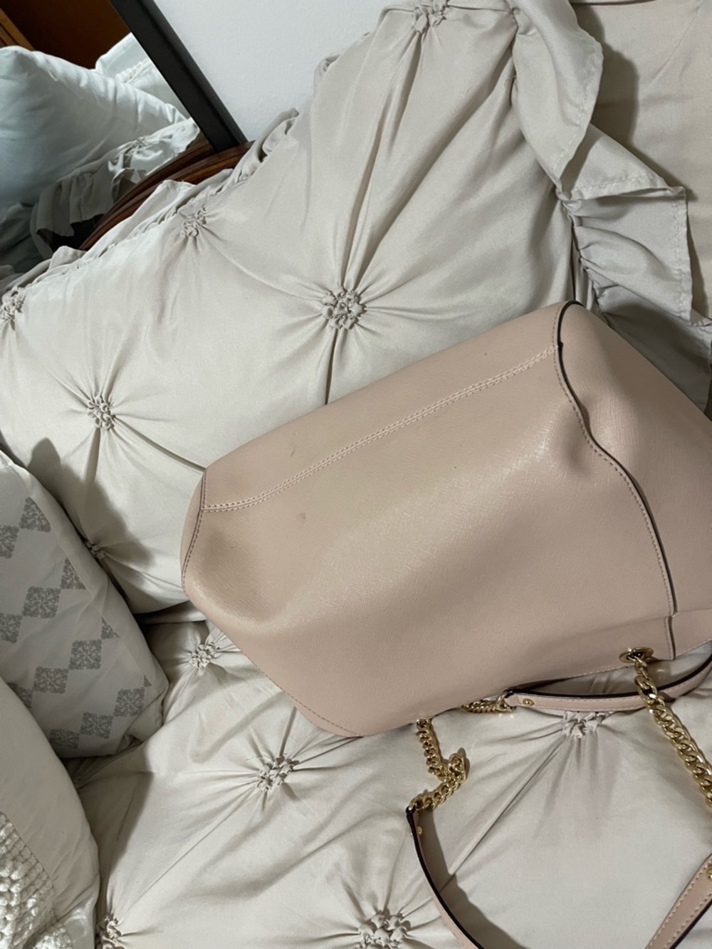 Michael Kors Blush Saffiano Leather Tote with Gold Chain Details - Picture 5 of 9